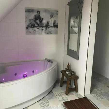 Schippers Butz Strandnah Mit Whirpool * Karlshagen