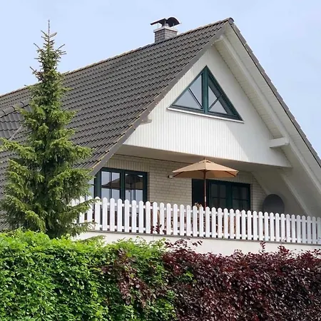 Schippers Butz Strandnah Mit Whirpool * Karlshagen